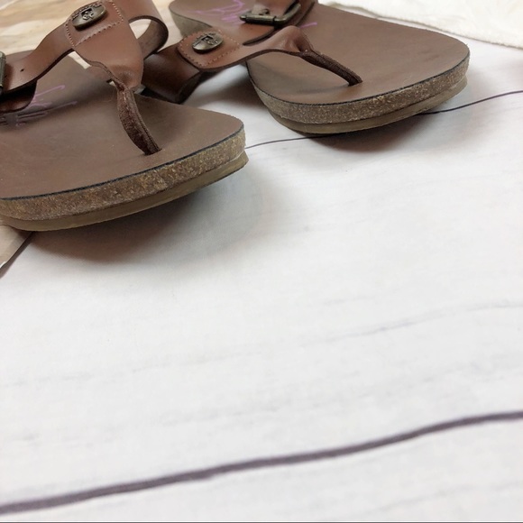 blowfish thong sandals
